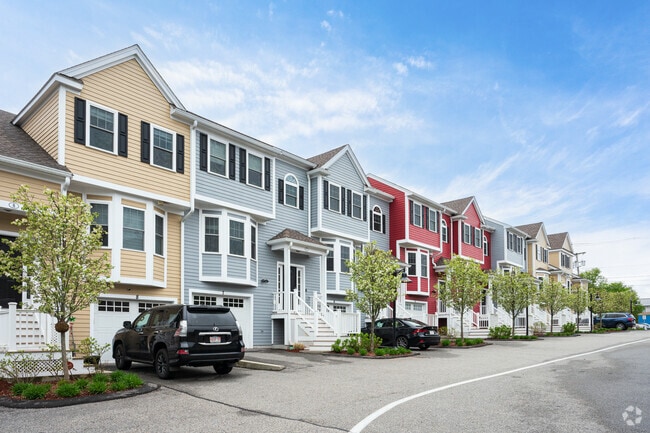 Building Photo - Lenox Village Townhomes
