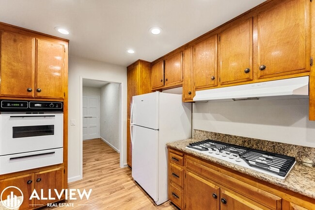 Building Photo - 16651 Tunstall Ln