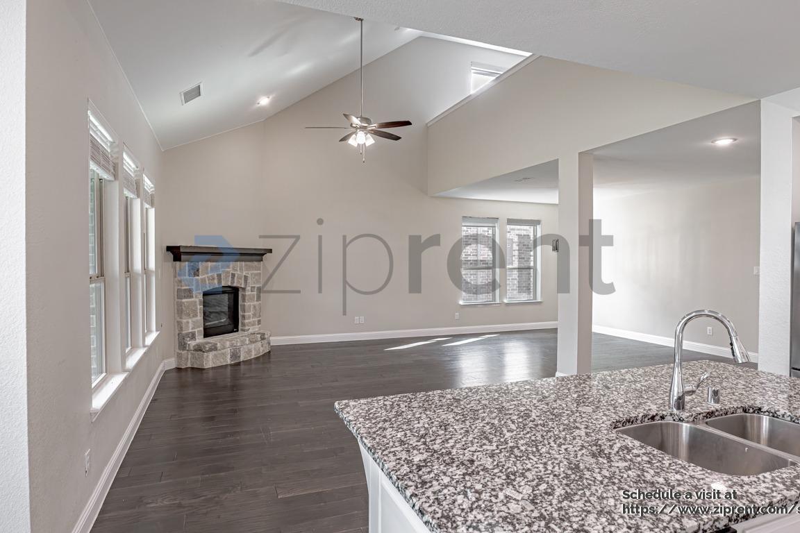 Building Photo - 6016 Cross Point Ln