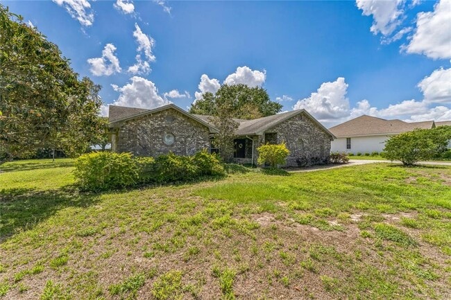Building Photo - 404 Anderson Dr