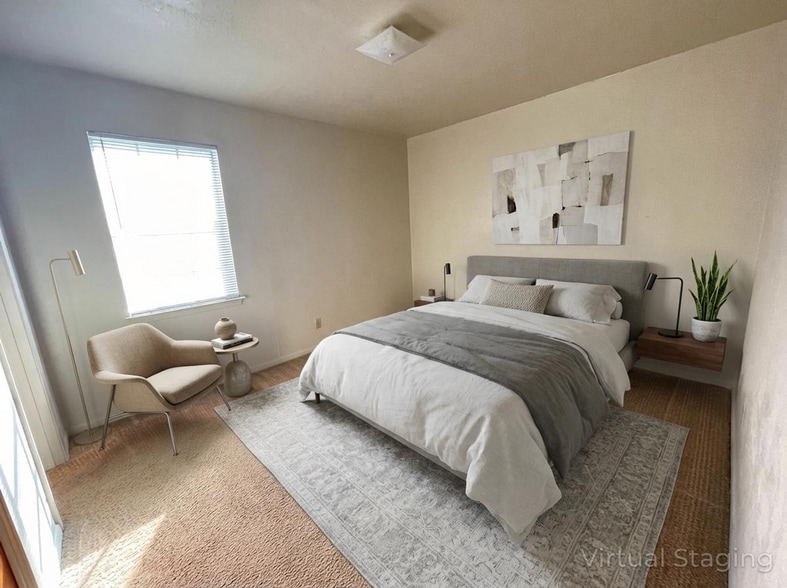 Building Photo - 224 Hold St