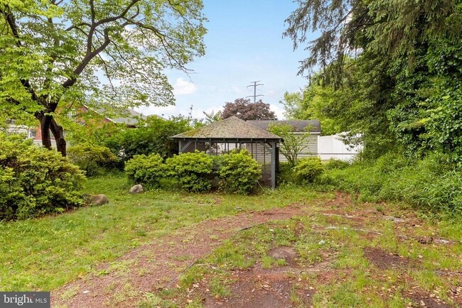 Building Photo - 2785 Nottingham Way