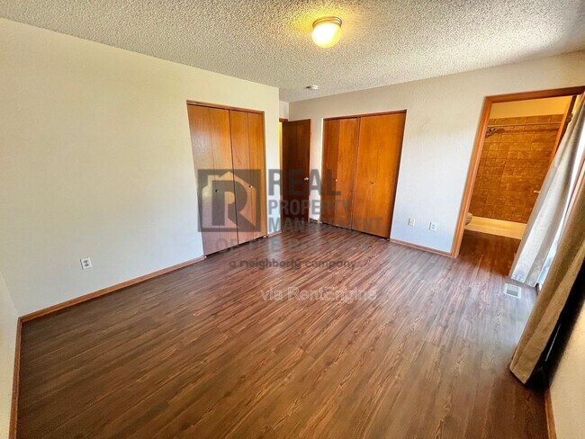 Building Photo - 4224 Wolf Creek Ct