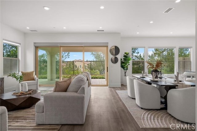 Building Photo - 59 Longchamp