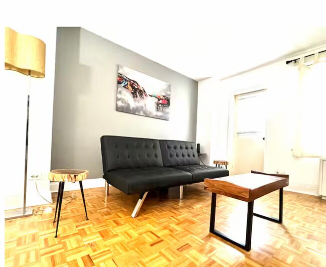 Building Photo - High Rise Luxury