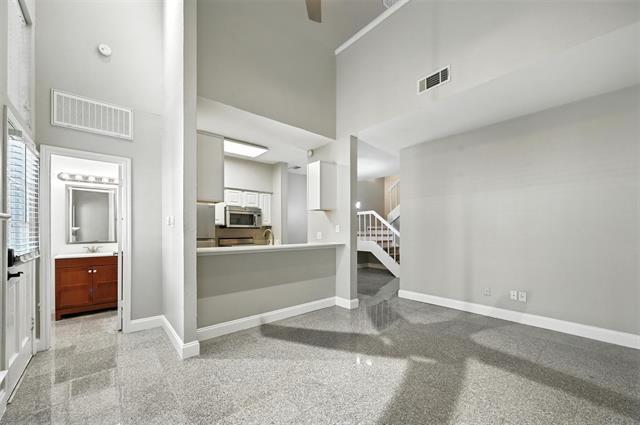 Building Photo - 6220 Bentwood Trail