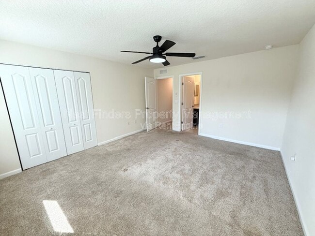 Building Photo - 9622 Baylin Ct