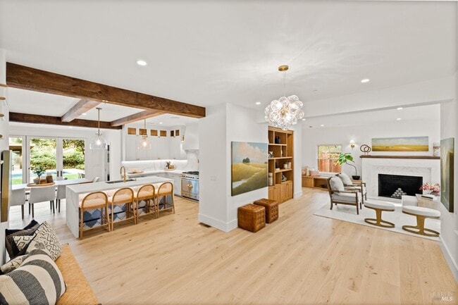 Building Photo - 681 S Fitch Mountain Rd