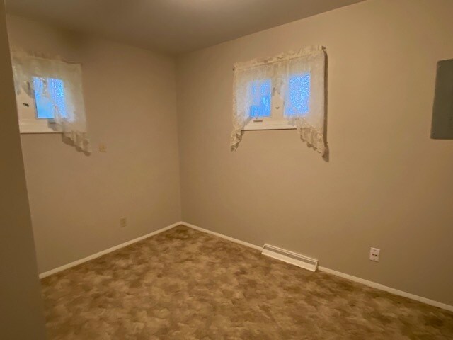 Master bedroom - 64 N Beverly Ave