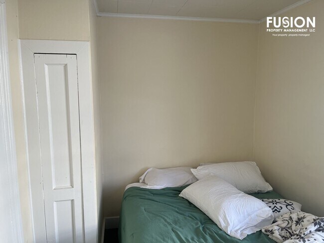 Building Photo - 46 Lafountain St