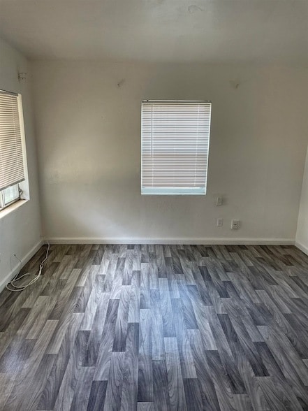 Building Photo - 6 Christopher St