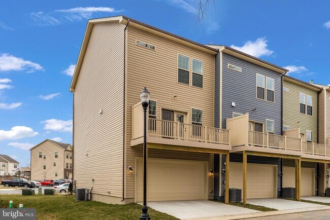 Building Photo - 2911 Osprey Way