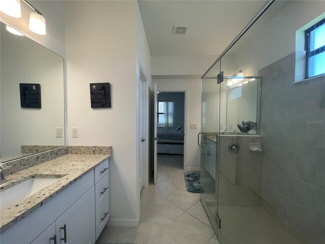 Building Photo - 1912 Saddlewood Cir