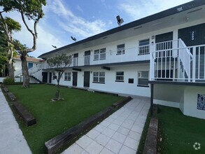 Building Photo - 3660 Apartments LLC