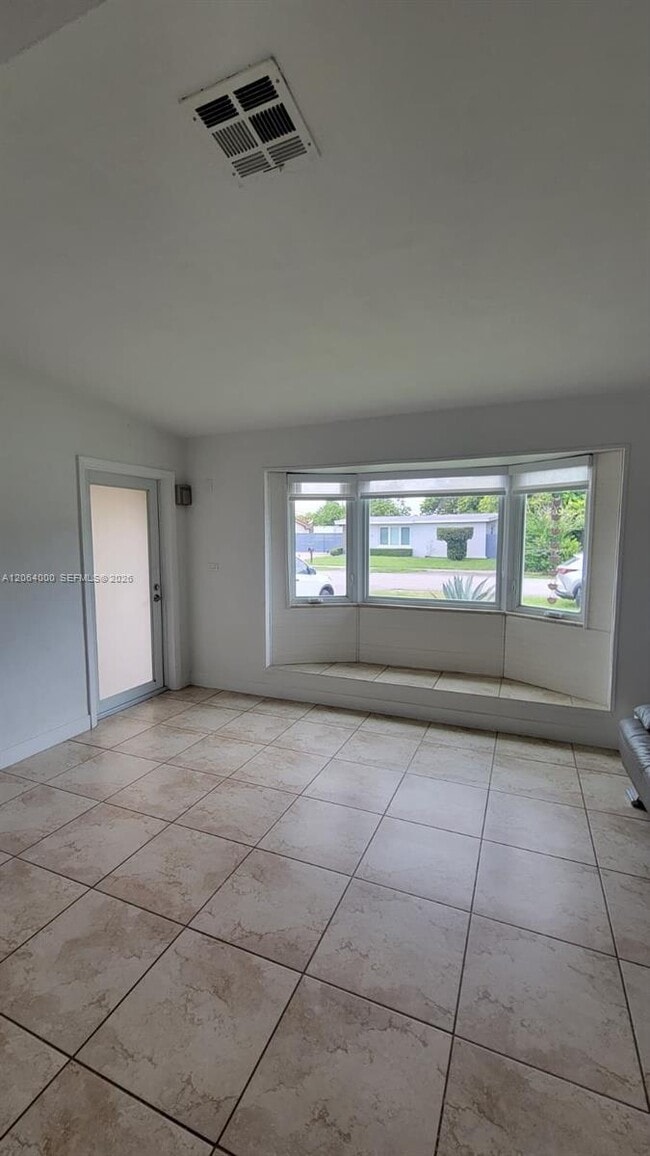 Building Photo - 11340 SW 48th St