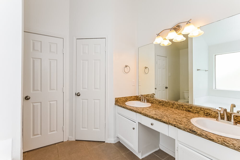 Building Photo - 4305 Kingfish Dr