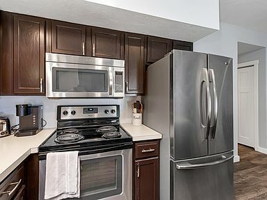 Building Photo - 76 Davis Rd