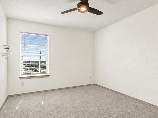 Building Photo - 157 Werner Dr