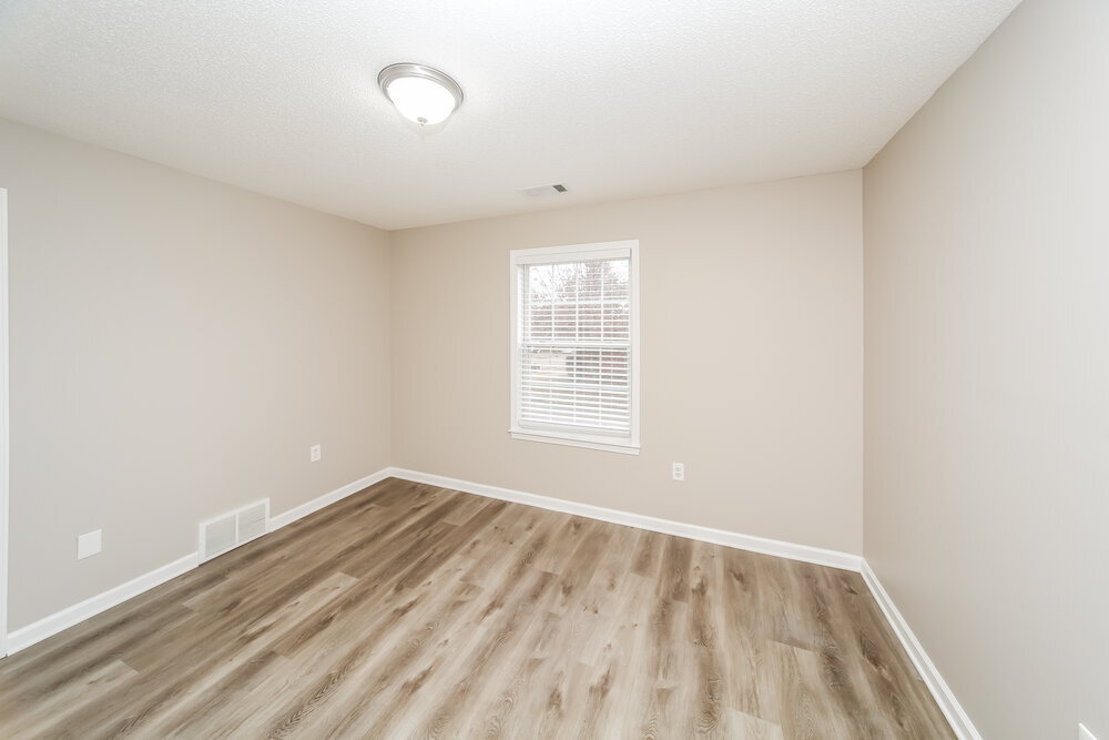 Building Photo - 9264 Tamhaven Dr