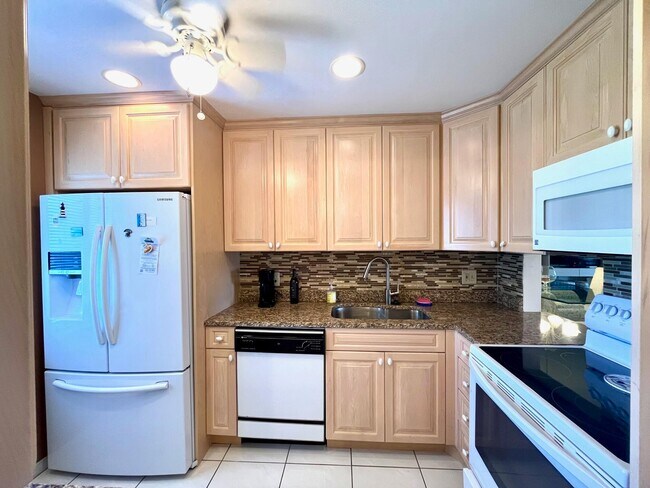 Building Photo - 4090 Tivoli Ct