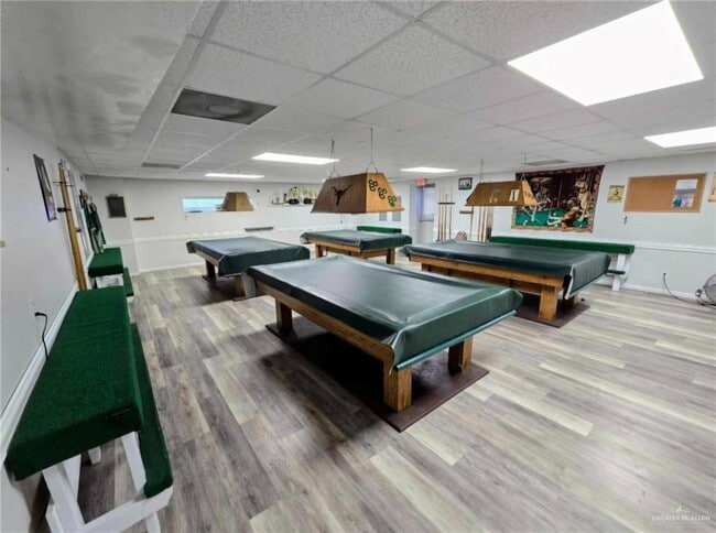 Building Photo - 21 Meadowlark St