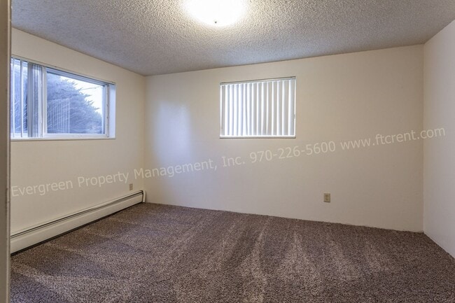 Building Photo - 1314 E 16th St