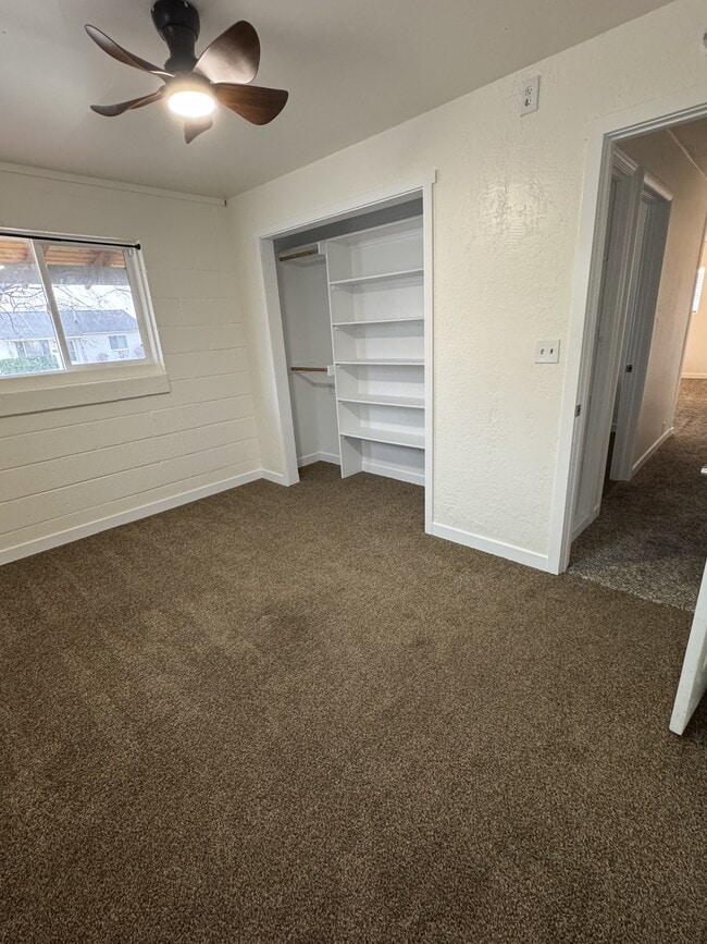 Building Photo - 359 S 320 W