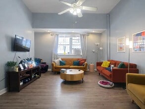 Building Photo - 592 Evergreen Ave