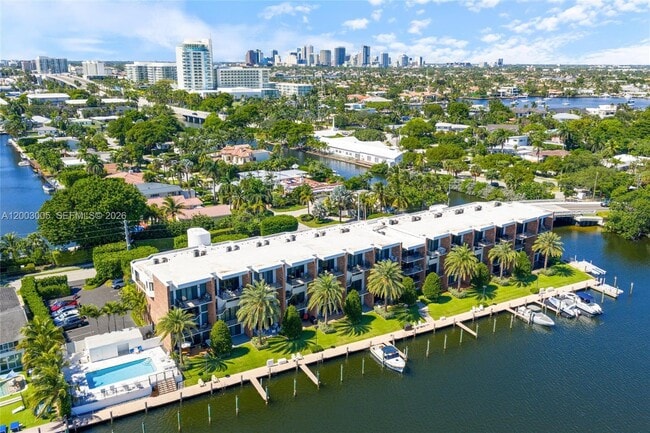 Building Photo - 1800 S Ocean Dr