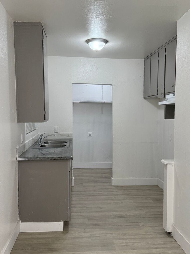 Building Photo - 2 bedroom apartment for rent