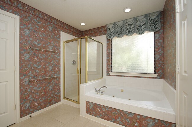 Building Photo - 13618 Shadow Falls Ct