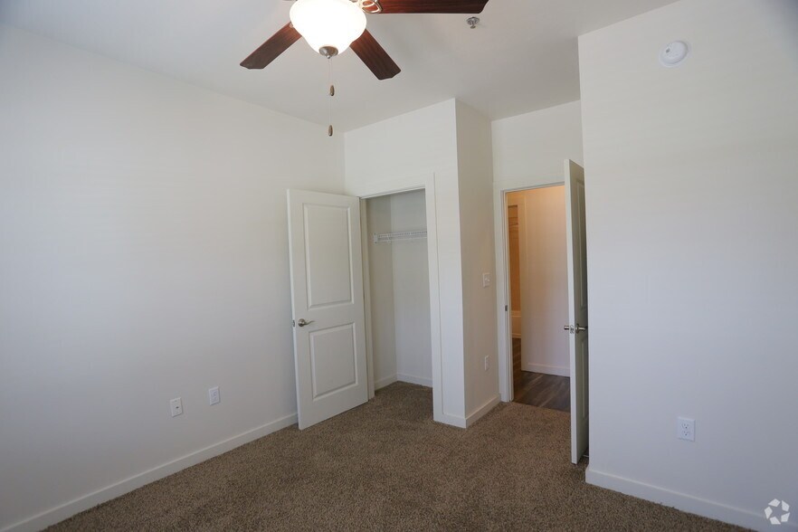 Dorel Eagle Pass Apartments 2156 Town Square Blvd Eagle Pass TX 78852