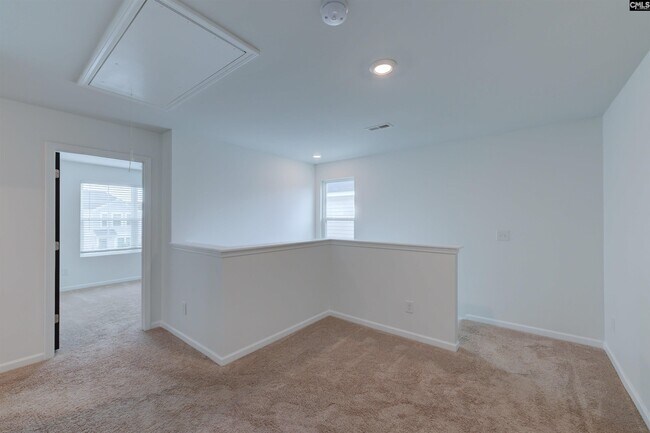 Building Photo - 185 Windfall Rd