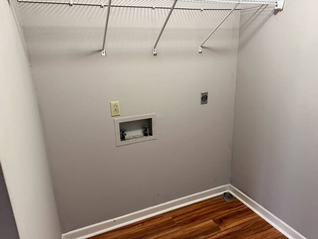 Building Photo - 2139 Dougs Way