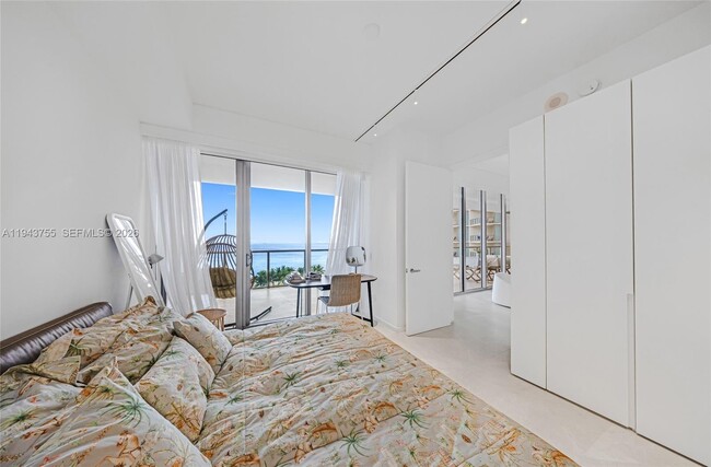 Building Photo - 9705 Collins Ave