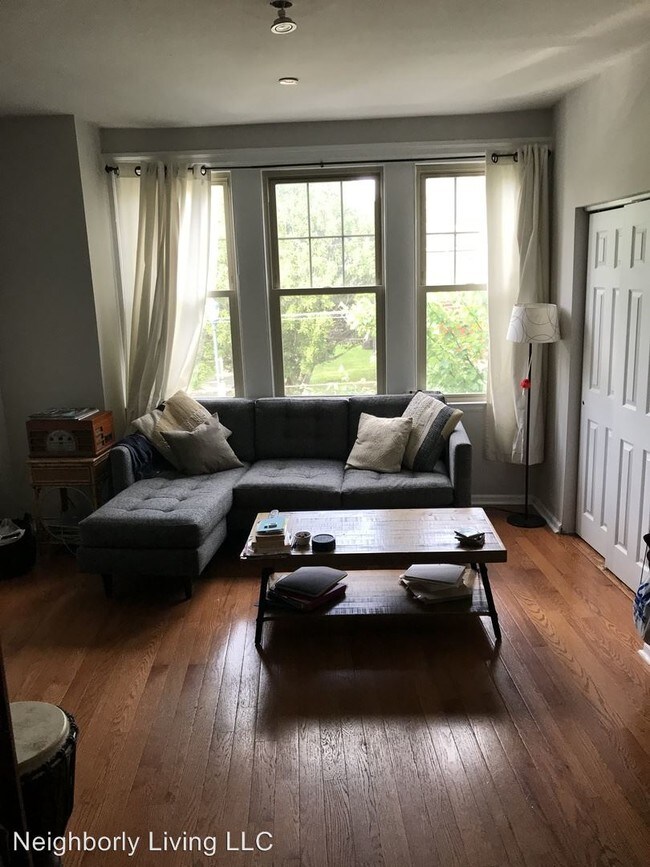 7108 Germantown Ave 7108 Germantown Ave Philadelphia PA 19119