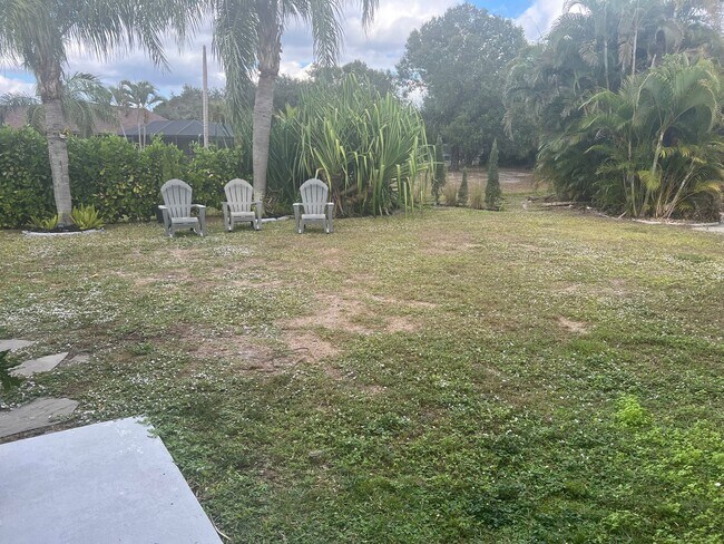 Building Photo - 3/2/2 Seasonal home in Deep Creek