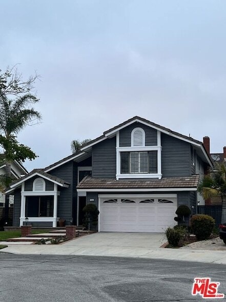 Building Photo - 5241 W Goldenwood Dr