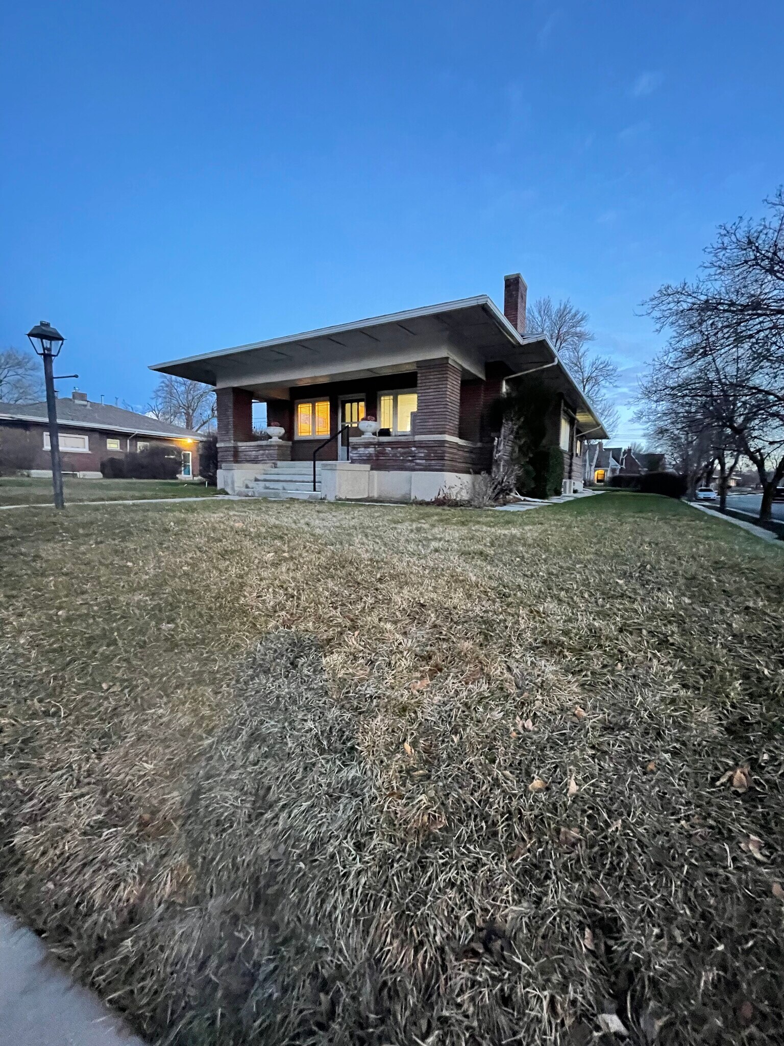 Building Photo - 264 E 4800 S