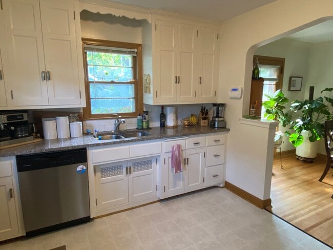 Building Photo - Charming NE Home w/ Two Car Garage