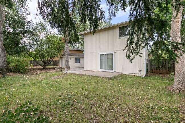 Building Photo - 3406 Avon Ct