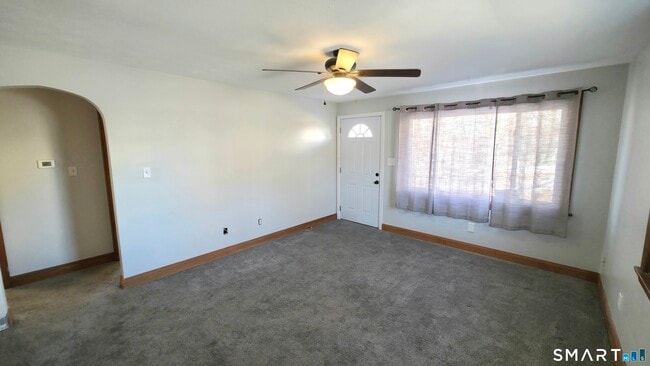 Building Photo - 32 Post St