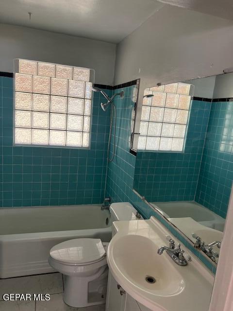 Building Photo - 4521 Cordero Way