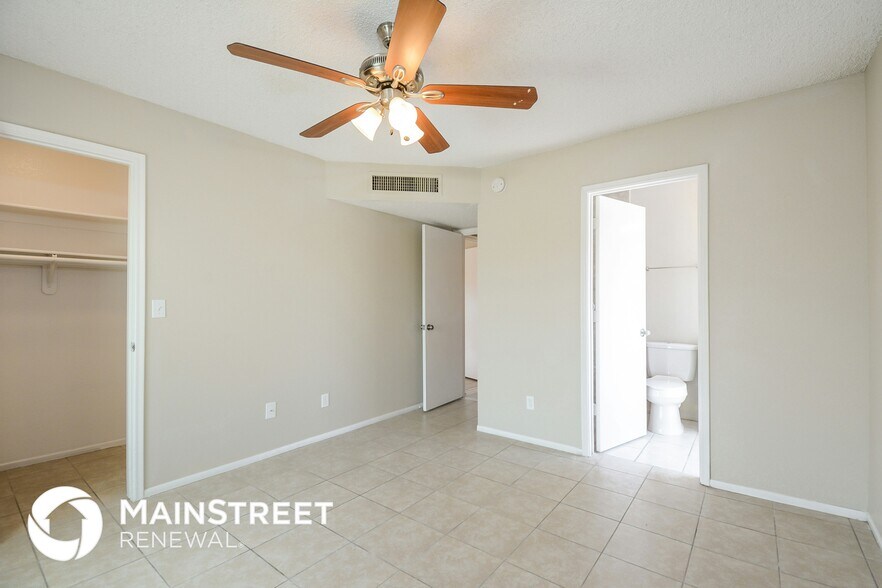 Building Photo - 3119 W Camino Azul