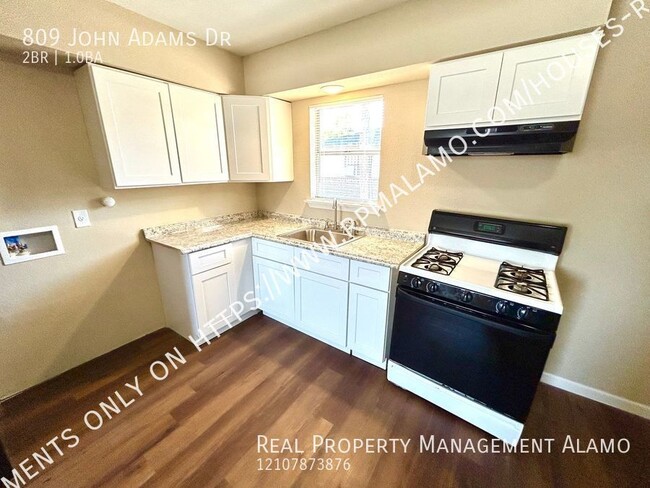 Building Photo - **MOVE-IN SPECIAL** AVAILABLE NOW! 2 Bedro...