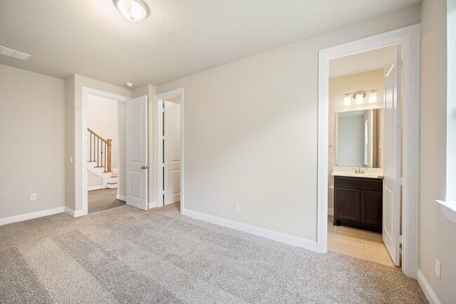 Building Photo - 721 Ocean Palms Dr