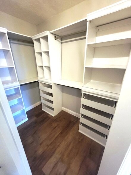 Building Photo - 1608 Shady Cove Ln