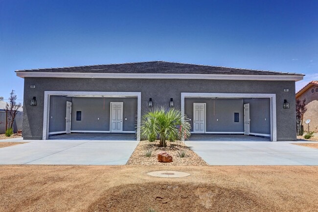 Building Photo - CALVADA VALLEY U3 - Galaxy Street