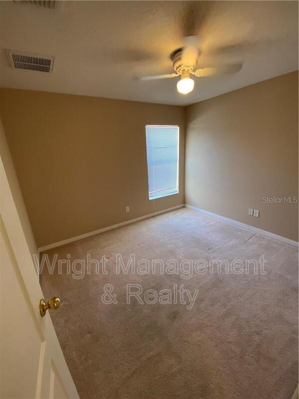 Building Photo - 7843 Foxgrove Dr