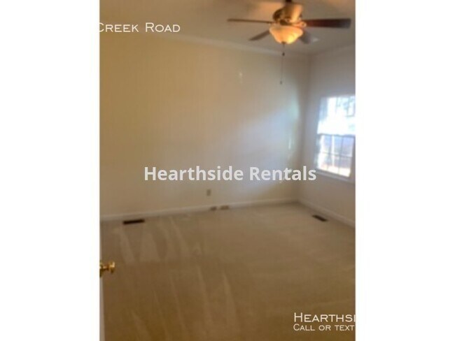 Building Photo - 215 Bent Creek Dr